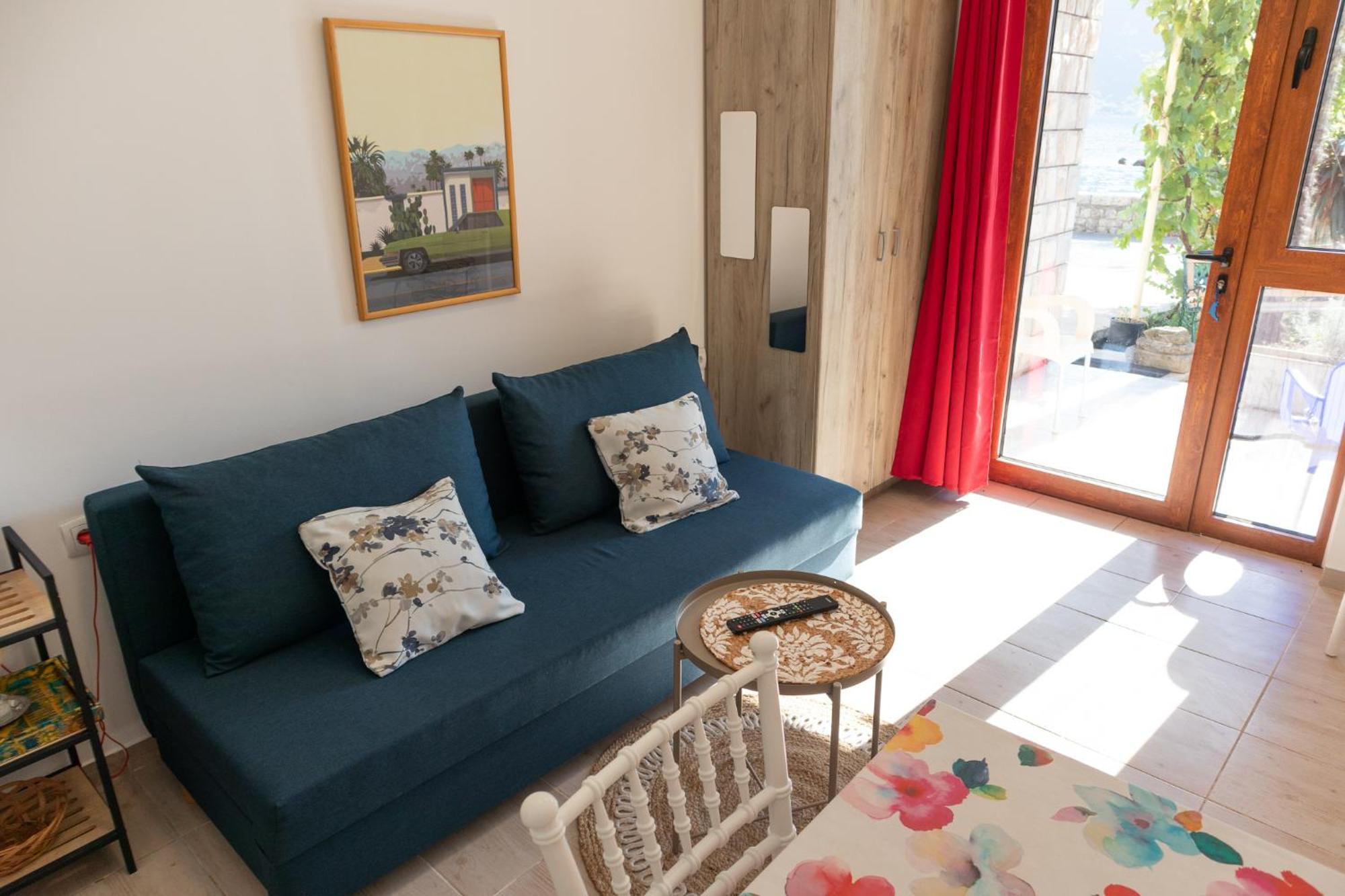 Kadena Apartments Котор Екстериор снимка