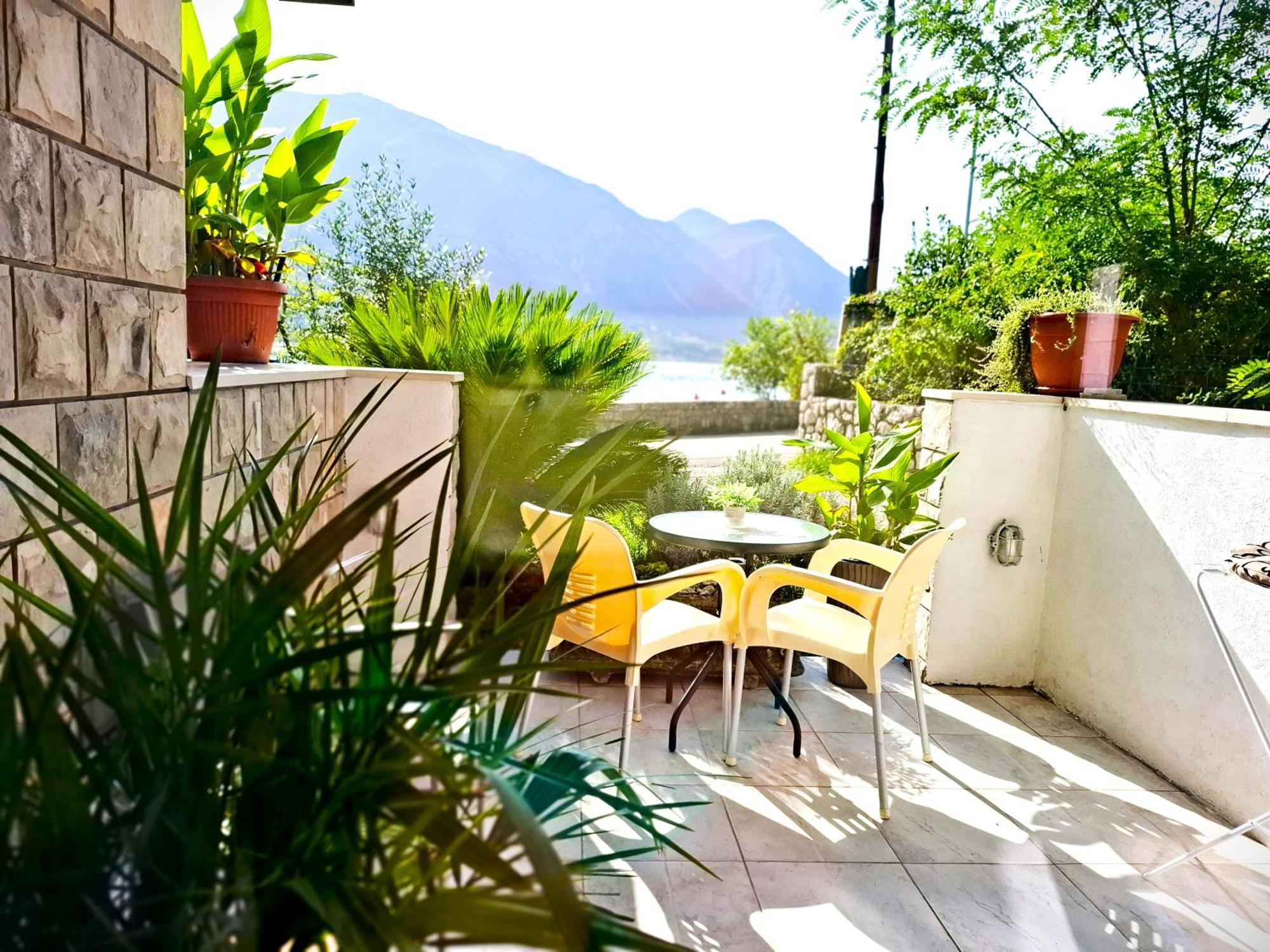 Kadena Apartments Котор Екстериор снимка